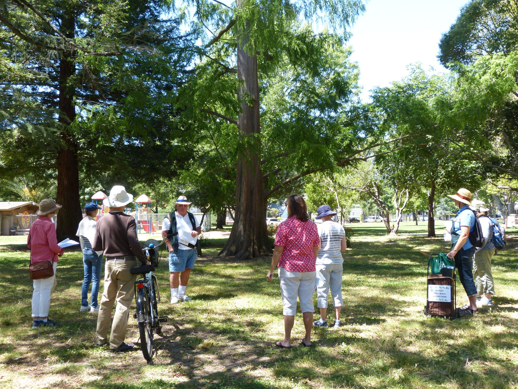 UC Master Gardeners Fuller Park Tree Walk
